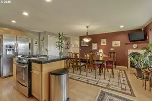 19221 Cokeron Dr, Oregon City, OR 97045 - Photo 8