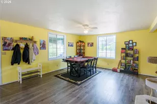 610 E Exeter St, Gladstone, OR 97027 - Photo 10