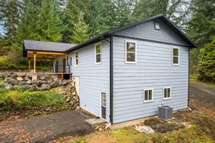 283 Upper Terrace Ln, Glide, OR 97443 - Photo 4