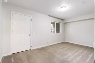 10275 NW Wilshire Ln, Portland, OR 97229 - Photo 30