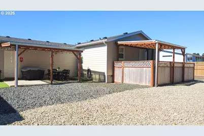 1060 Cedar Loop, Lakeside, OR 97449 - Photo 28