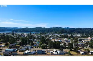 1060 Cedar Loop, Lakeside, OR 97449 - Photo 36