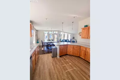 1060 Cedar Loop, Lakeside, OR 97449 - Photo 12