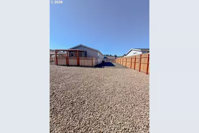 1060 Cedar Loop, Lakeside, OR 97449 - Photo 32