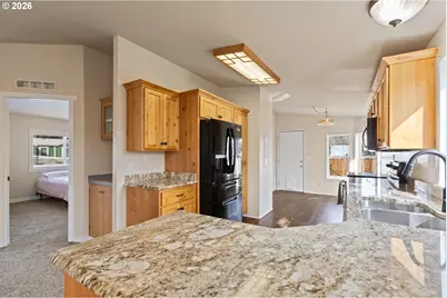 147 Dark Horse St, Roseburg, OR 97471 - Photo 14