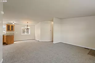 147 Dark Horse St, Roseburg, OR 97471 - Photo 10