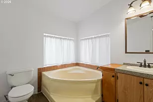 147 Dark Horse St, Roseburg, OR 97471 - Photo 30