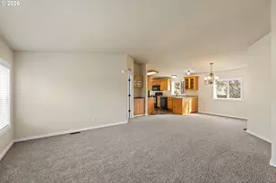 147 Dark Horse St, Roseburg, OR 97471 - Photo 8