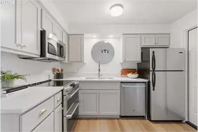 2945 SW Miles St #3, Portland, OR 97219 - Photo 16
