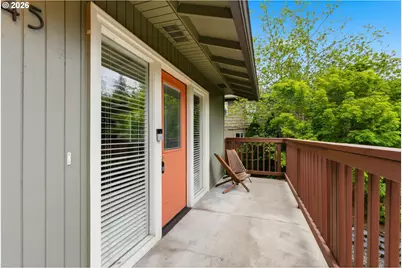 2945 SW Miles St #3, Portland, OR 97219 - Photo 4