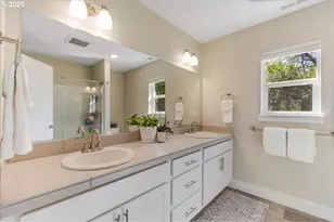 110 W Oxford St, Newberg, OR 97132 - Photo 34