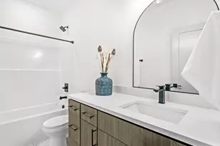 5219 SW Vacuna St, Portland, OR 97219 - Photo 10