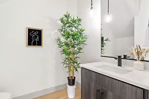 5219 SW Vacuna St, Portland, OR 97219 - Photo 8