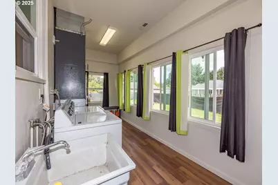 410 E Yacolt Rd, Yacolt, WA 98675 - Photo 10