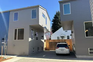 5353 SE Stark St, Portland, OR 97215 - Photo 28