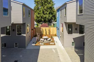 5353 SE Stark St, Portland, OR 97215 - Photo 6