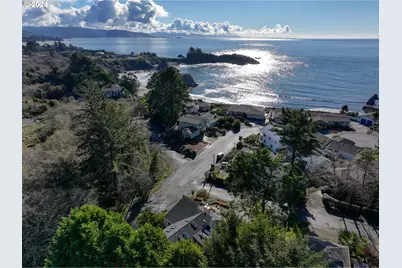 270 Allen Ln, Brookings, OR 97415 - Photo 36