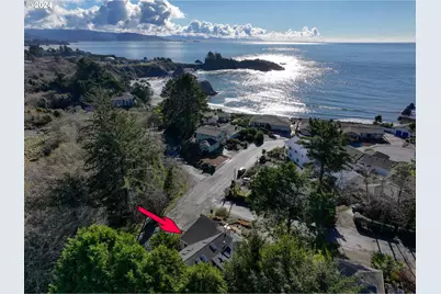 270 Allen Ln, Brookings, OR 97415 - Photo 2