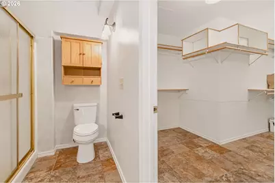 232 Timberwood Dr, Castle Rock, WA 98611 - Photo 18