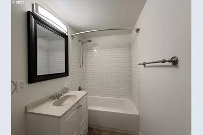 18411 Longfellow Ave, Lake Oswego, OR 97035 - Photo 26