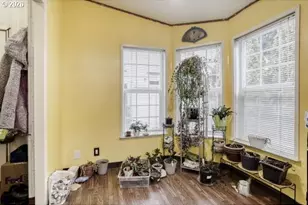 4239 SE 122nd Ave, Portland, OR 97236 - Photo 8