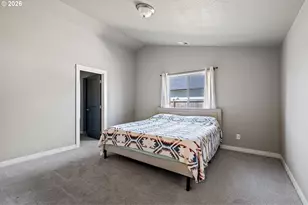 785 S 53rd Pl, Springfield, OR 97478 - Photo 30