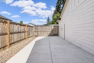 785 S 53rd Pl, Springfield, OR 97478 - Photo 46