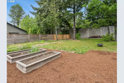 11865 SW Belvidere Pl, Portland, OR 97225 - Photo 40