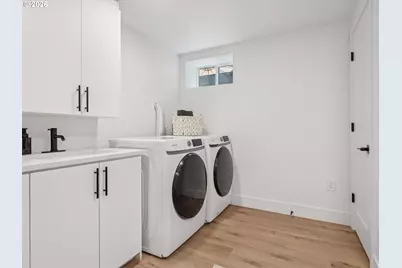 11865 SW Belvidere Pl, Portland, OR 97225 - Photo 36