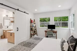 11865 SW Belvidere Pl, Portland, OR 97225 - Photo 22