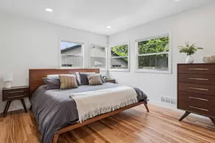 11865 SW Belvidere Pl, Portland, OR 97225 - Photo 14