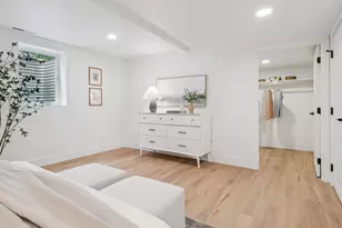 11865 SW Belvidere Pl, Portland, OR 97225 - Photo 32