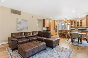 14525 SE Duke St, Portland, OR 97236 - Photo 16