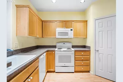1179 SE Leander St, Hillsboro, OR 97123 - Photo 12