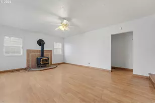 1415 N Russet St, Portland, OR 97217 - Photo 8