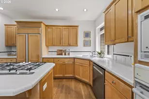 14 Morningview Ln, Lake Oswego, OR 97035 - Photo 20