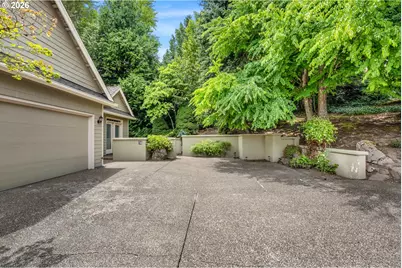 14 Morningview Ln, Lake Oswego, OR 97035 - Photo 2