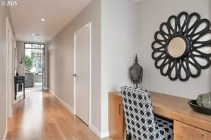 2351 NW Westover Rd, Portland, OR 97210 - Photo 8