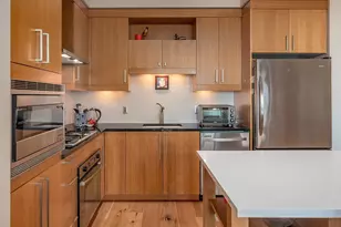 2351 NW Westover Rd, Portland, OR 97210 - Photo 14