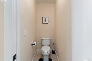 13838 SW Anna Ct, Portland, OR 97223 - Photo 8