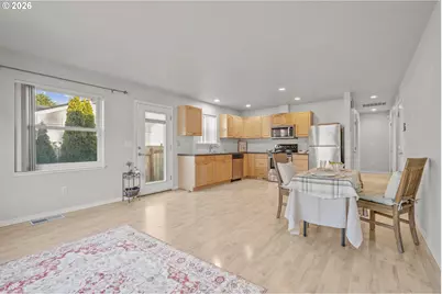 522 SE Neptune Ave, Lincoln City, OR 97367 - Photo 14