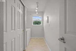 522 SE Neptune Ave, Lincoln City, OR 97367 - Photo 18