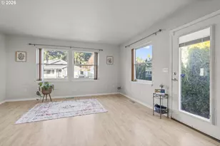 522 SE Neptune Ave, Lincoln City, OR 97367 - Photo 8