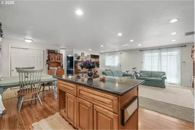 1664 SW Sesame St, McMinnville, OR 97128 - Photo 10