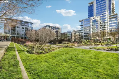 1125 NW 9th Ave #424, Portland, OR 97209 - Photo 34