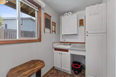 3825 NE 2nd St, Gresham, OR 97030 - Photo 26