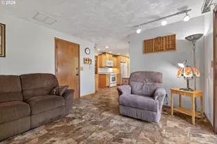 3825 NE 2nd St, Gresham, OR 97030 - Photo 14