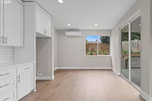 9822 SW 34th Pl, Portland, OR 97219 - Photo 10