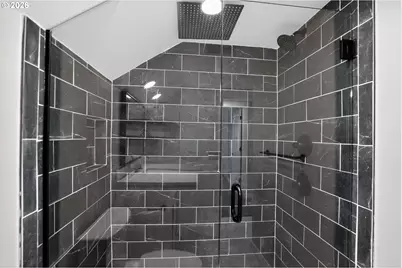 502 E 4th St, Molalla, OR 97038 - Photo 24