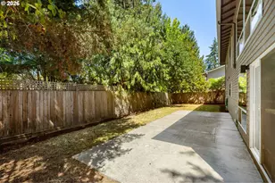 2721 SW Plum Ct, Portland, OR 97219 - Photo 44